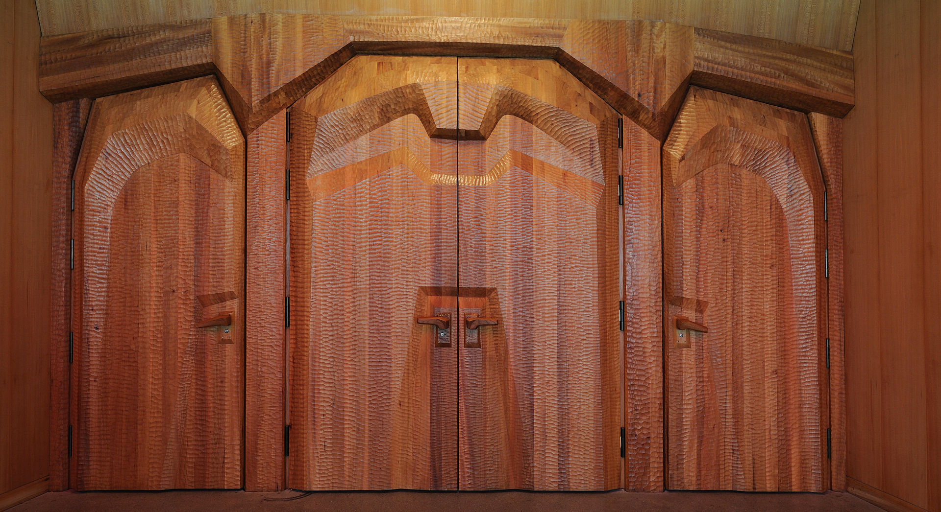 Dornach_-_Goetheanum_-_Grosser_Saal4.jpg