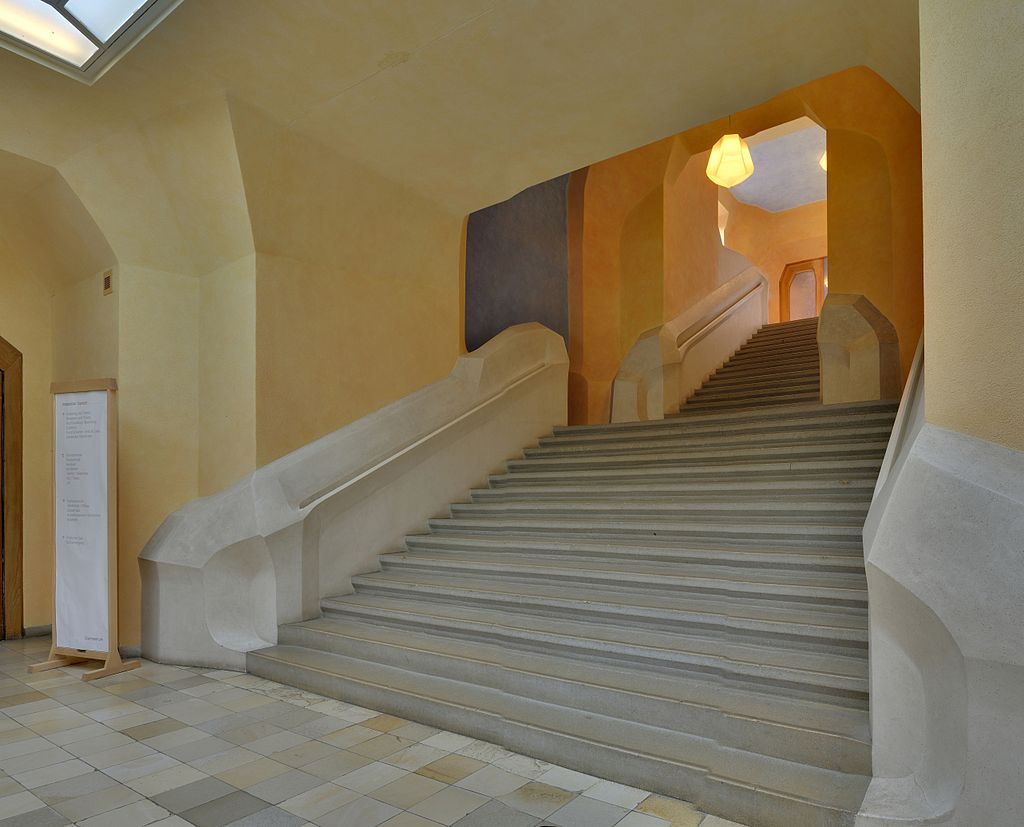 Dornach_-_Goetheanum_-_Südtreppe.jpg