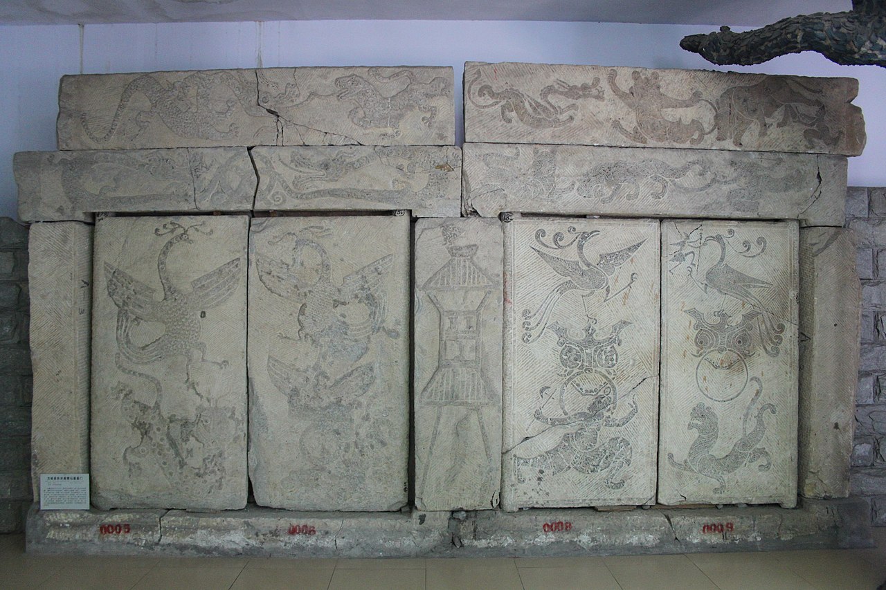 Eastern_Han_Stone_Tomb_Doors.jpg