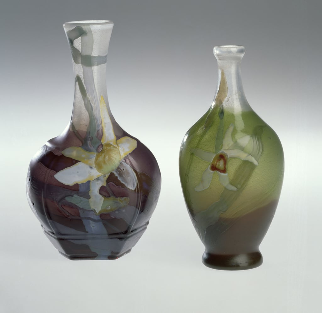 Emile_Galle_-_Marqueterie_sur_verre_and_engraved_vase_c1900_-_.jpg