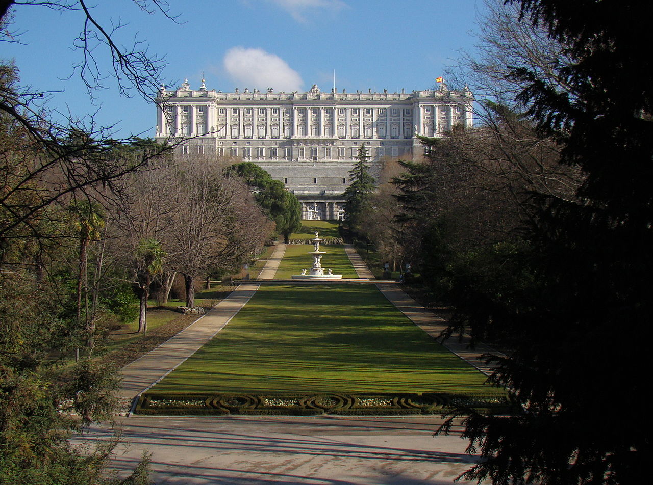 España_-_Madrid_-_Campo_del_Moro_-_Entrada.JPG