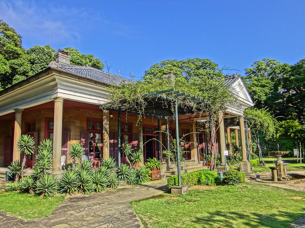Former_Alt_residence_-_panoramio_(1).jpg