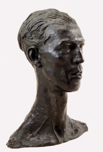 francisco-franco-85-55--busto-manuel-jardim-fit-407x600-6.jpg