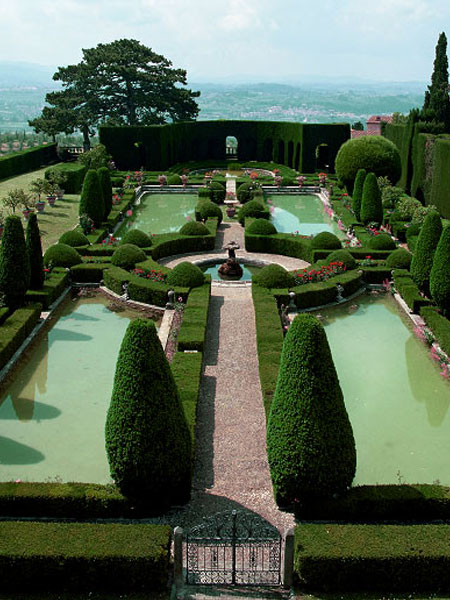 garden1.jpg
