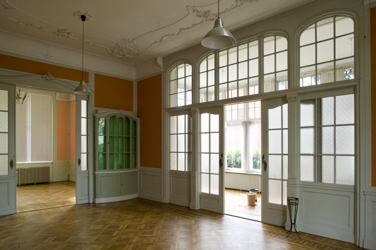 Interieur_villa,_rechter_achterkamer-en-suite_-_Rotterdam_-_20409765_-_RCE.jpg