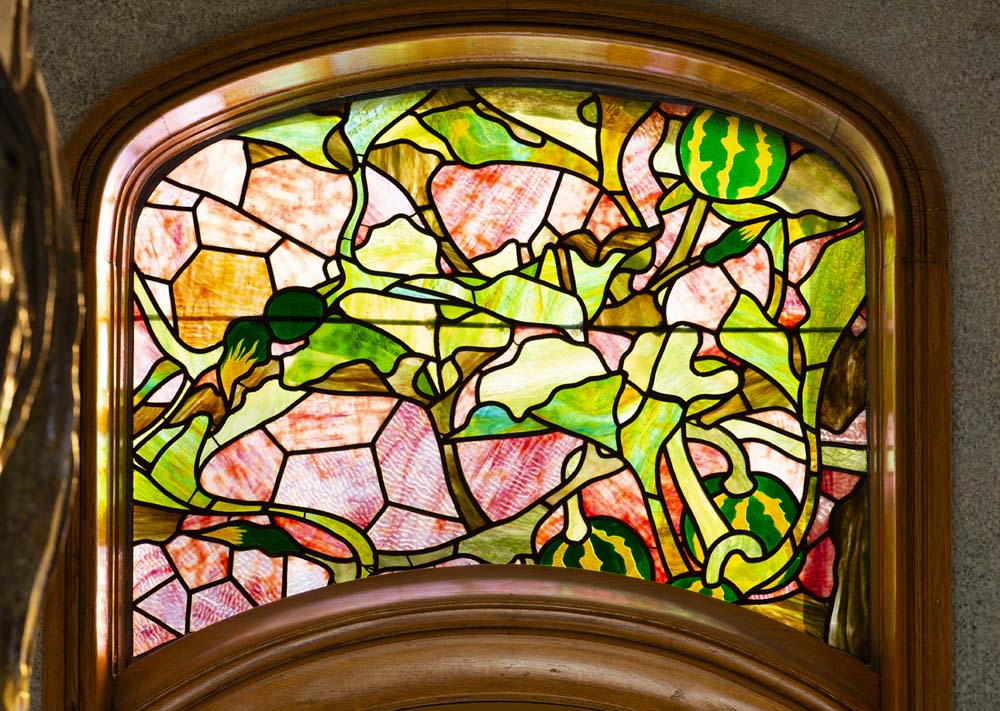 jacques-gruber-vitrail-a-decor-de-coloquintes.jpg