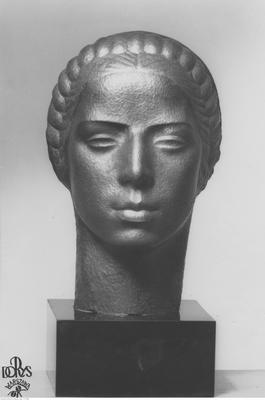 Julia_Keilowa_(1902-1943)_Rzeźba_z_metalu.jpg