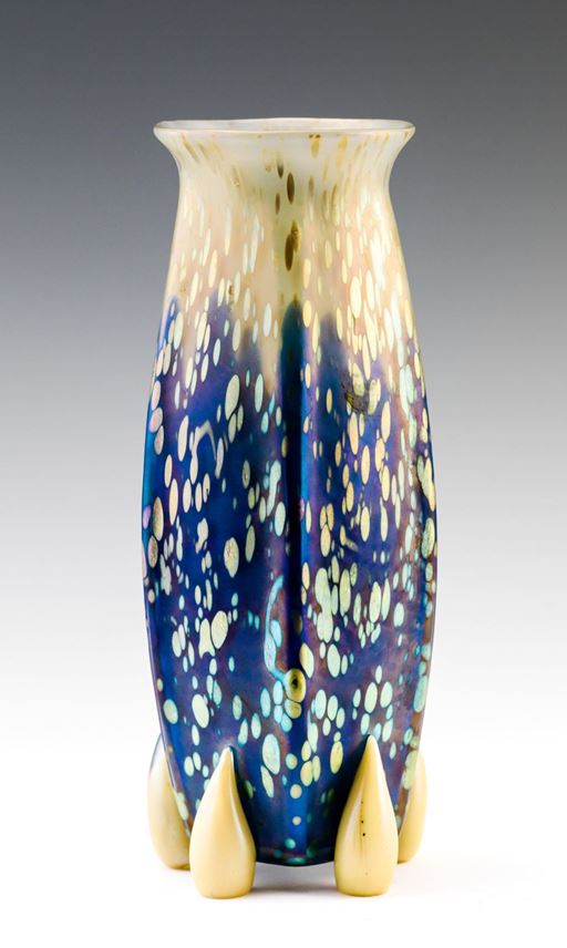 Jutta-Sika-VASE.T636545924124840189.jpg