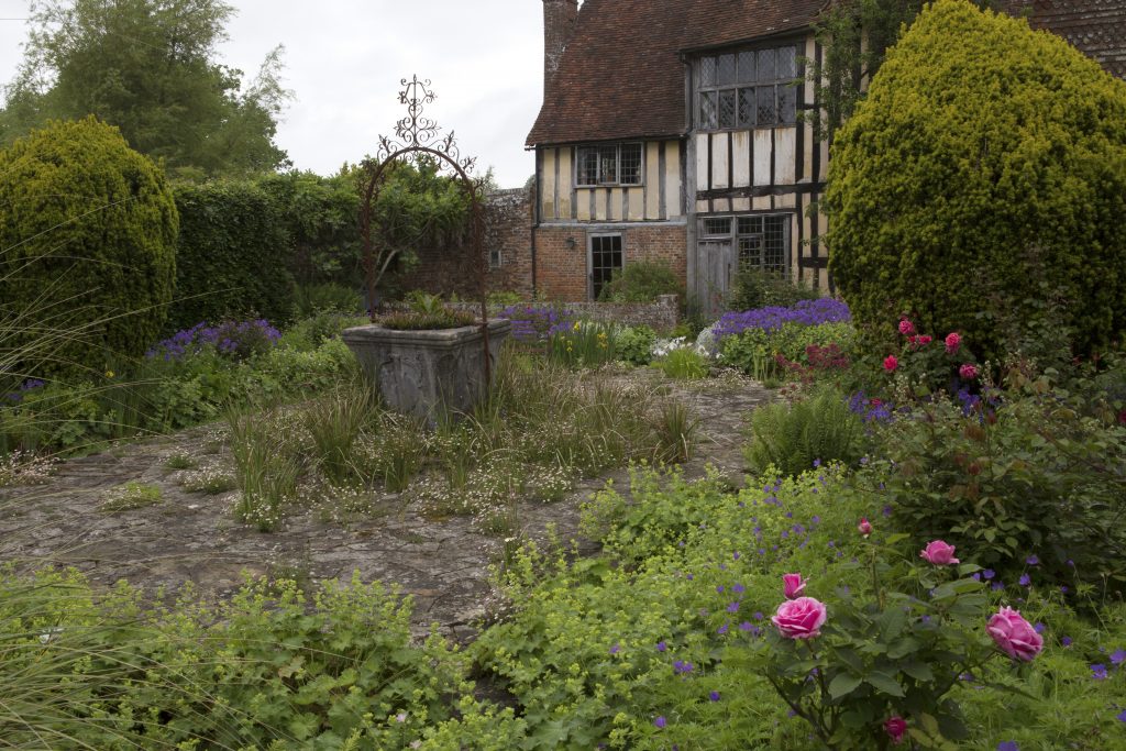 Kent-21863-Goddards-Green-Leigh-Clapp-101528-1024x683.jpg