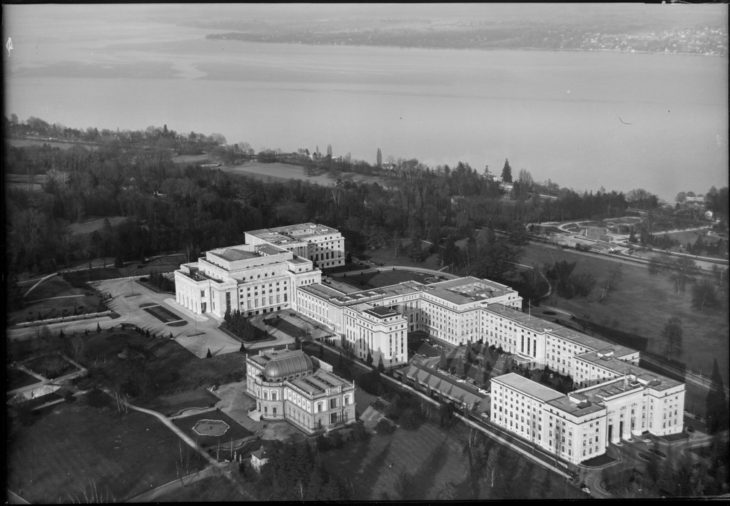 lossy-page1-1024px-ETH-BIB-Genf_=_Genève,_Palais_des_Nations-LBS_H1-014446.tif.jpg