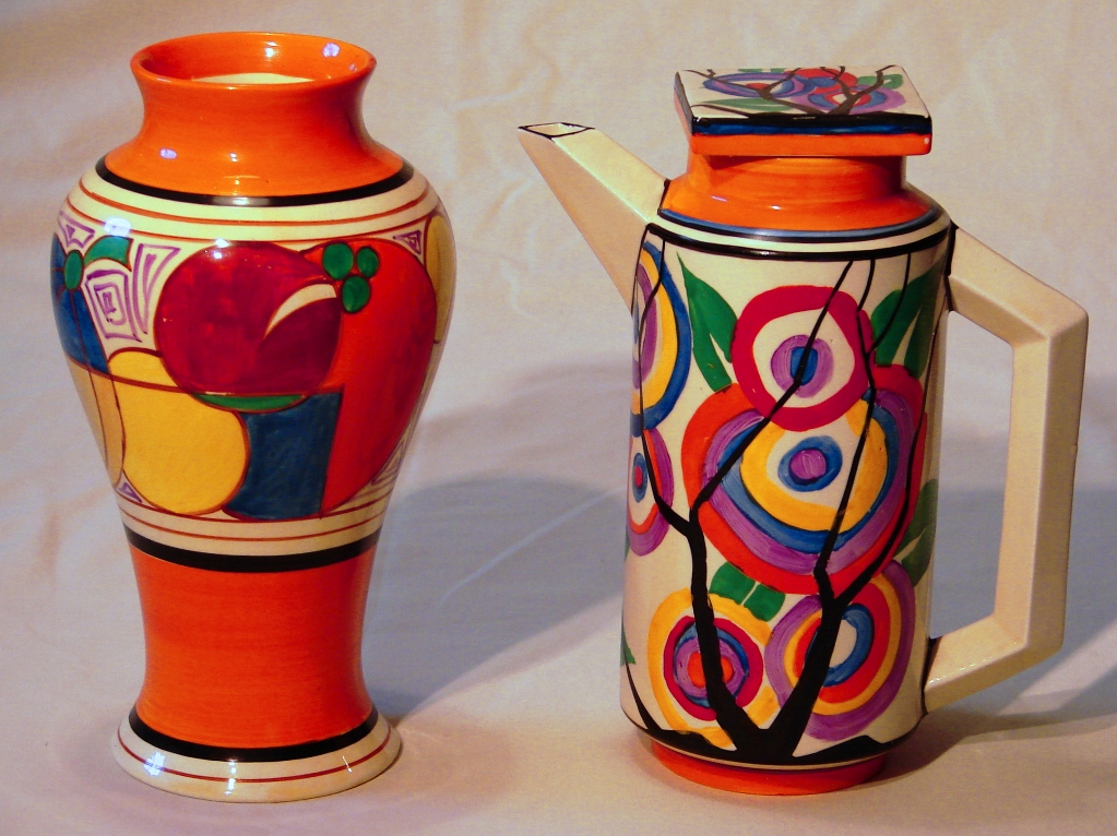 Melon_shape_14_vase_and_Circle_Tree_Eton_shape_coffee_pot (1).jpg