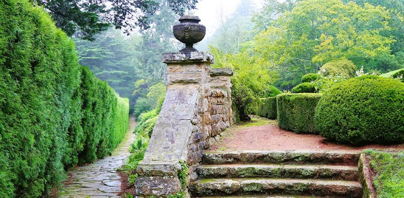 milton-park-garden-walk.jpg