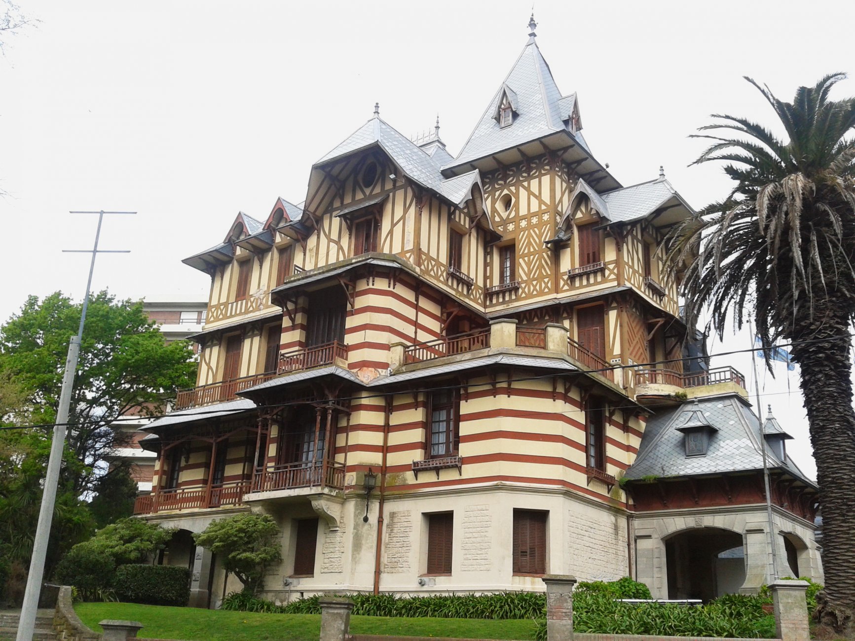 Museo_Castagnino-03-Ex_Villa_Ortiz_Basualdo.jpg