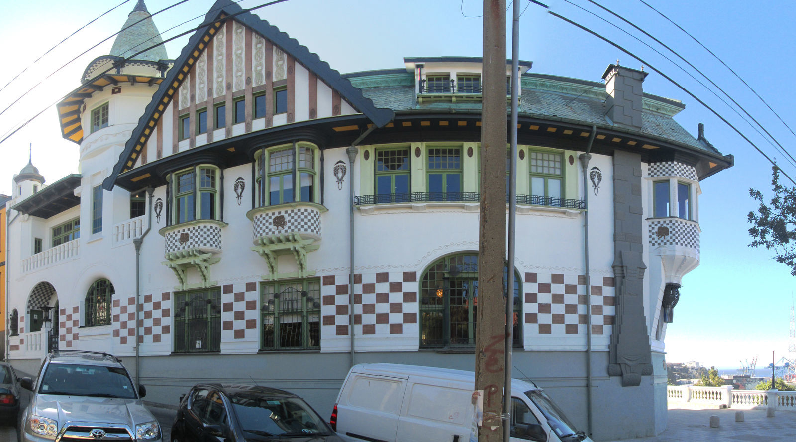 Museo_de_bellas_artes_Valparaíso.jpg