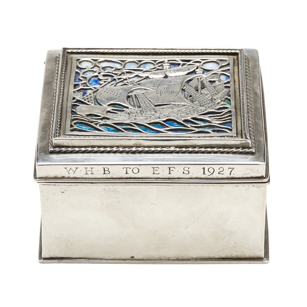 OMAR-RAMSDEN-ARTS-CRAFTS-SILVER-AND-ENAMEL-BOX-1926-BOOK.jpg