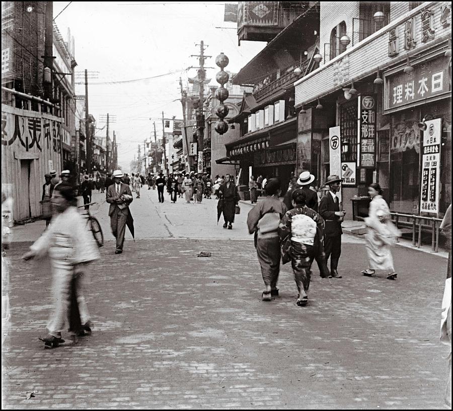osaka-japan-1920-celestial-images.jpg
