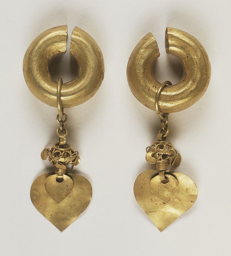 Pair_of_Earrings_LACMA_M.2000.15.169a-b.jpg
