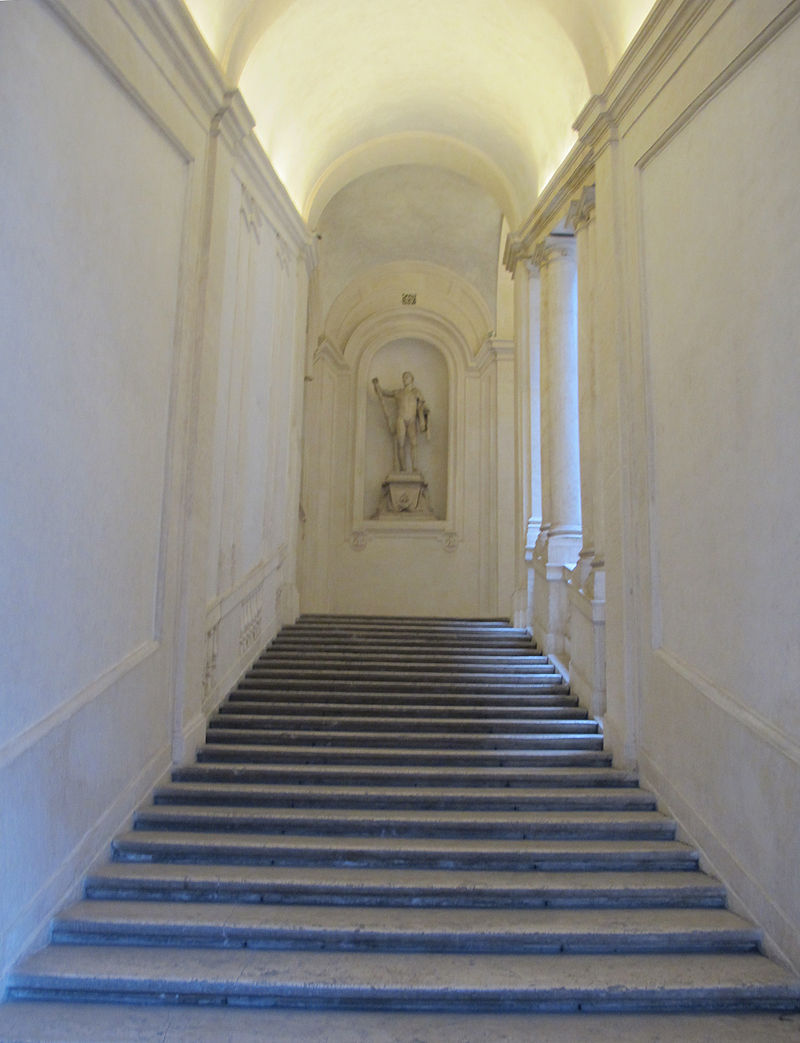 Palazzo_barberini,_scalone_del_bernini_01.JPG