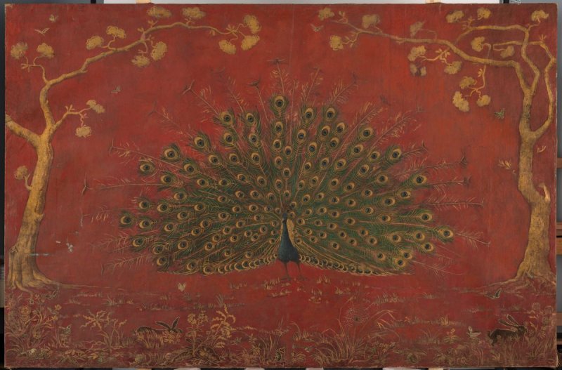 peacock centerpiece.jpg