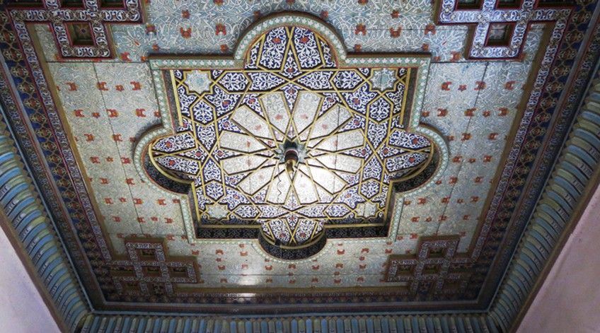 potolok-v-dvorce-nurullabay.jpg