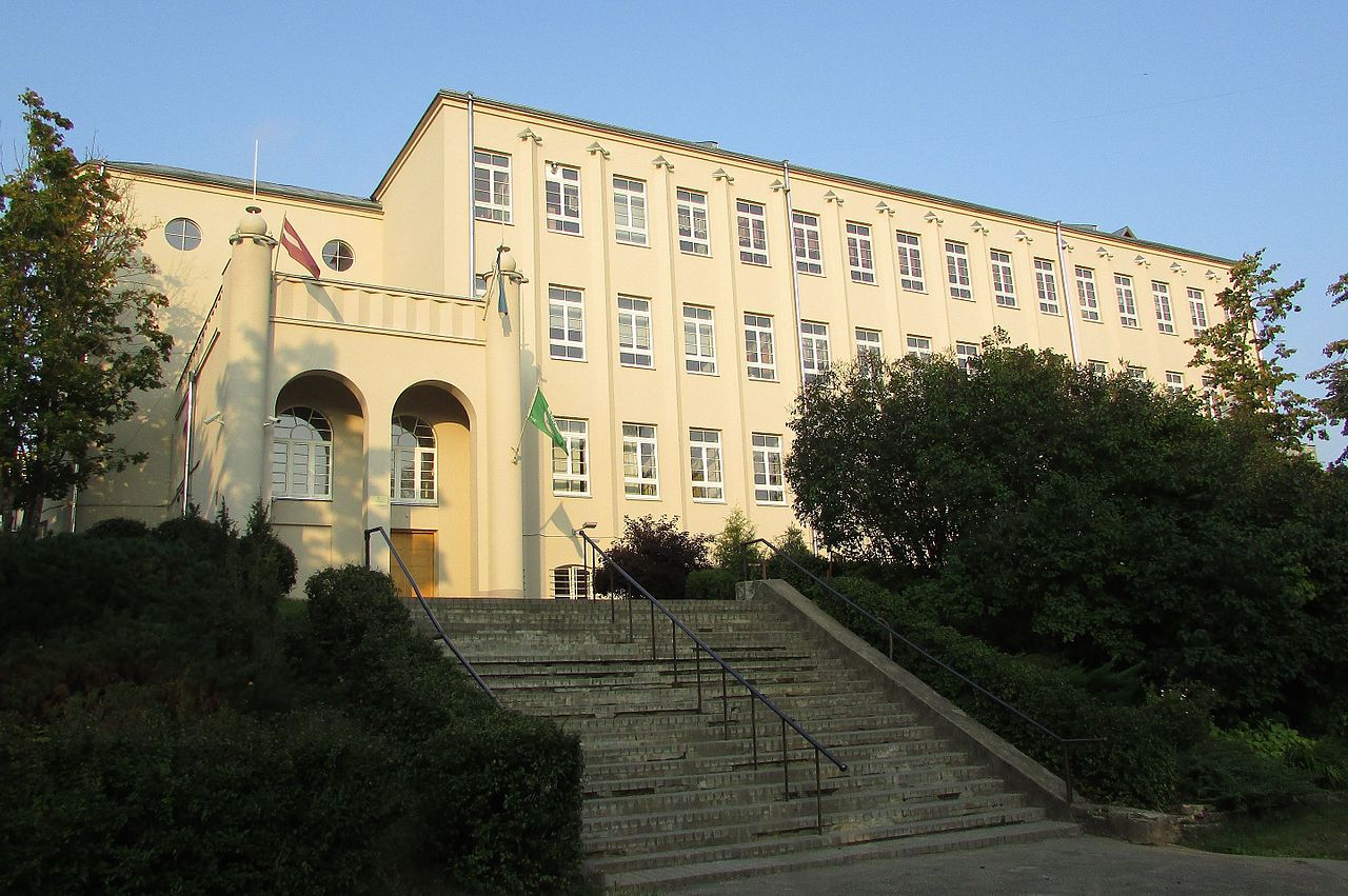 Rīgas_19._vidusskola.jpg