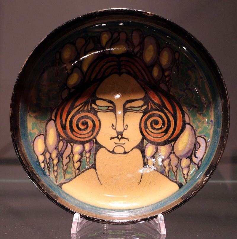 Renato_bassanelli_per_keramos,_piatto_con_volto_di_donna,_roma_1920.jpg