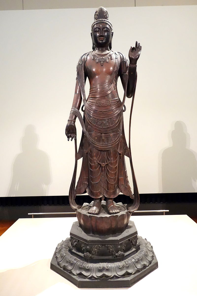 Standing_Sho-kannon_Bosatsu_(Nara_period,_7th-8th_century,_gilt_bronze_-.JPG