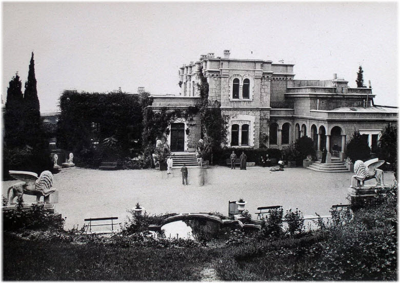 staroe-foto-yusupovskogo-dvortsa.jpg