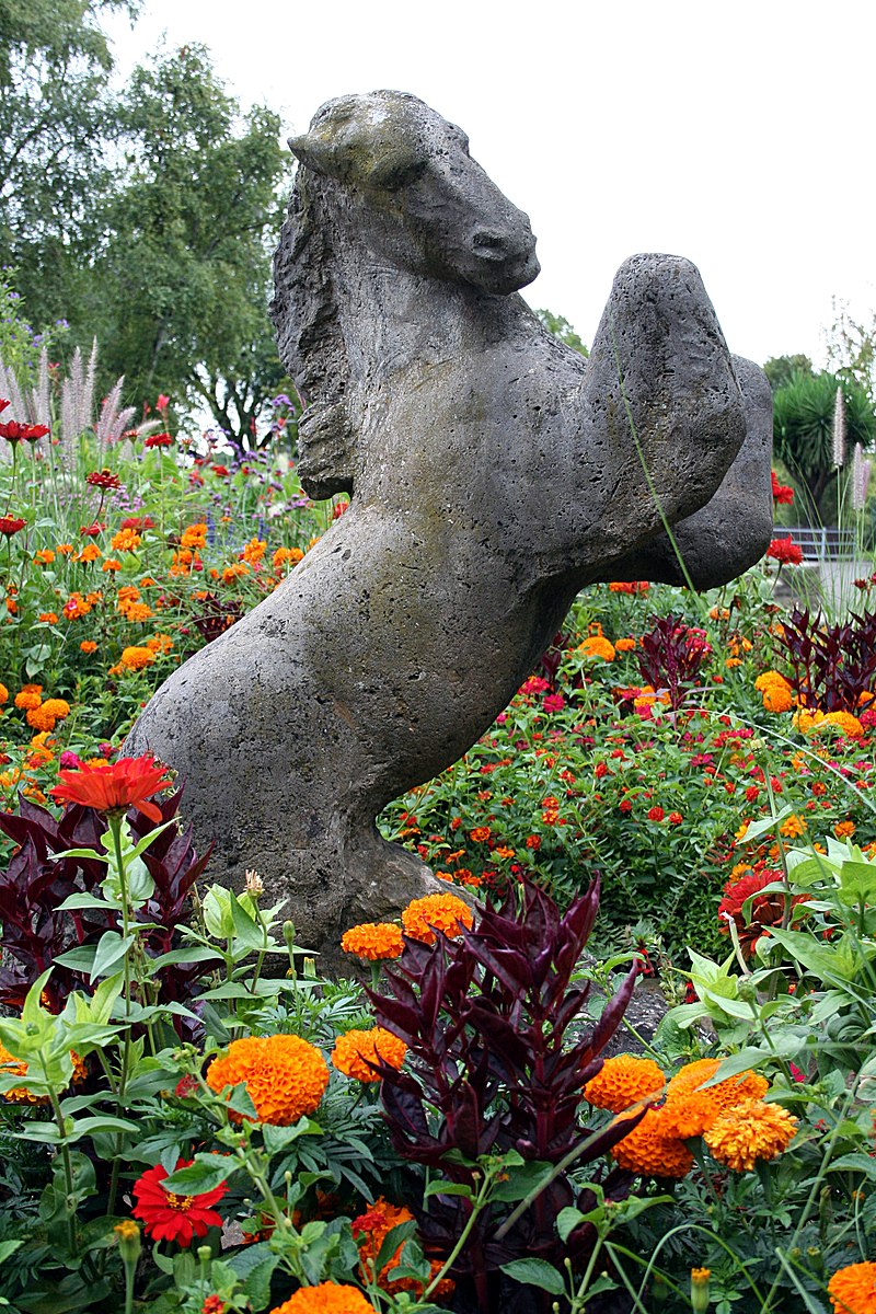 Stuttgart_Höhenpark_Killesberg_Graevenitz_Steigendes_Pferd.JPG