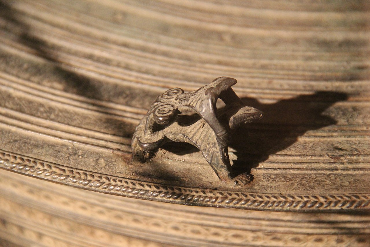 Tan_Do_Bronze_Drum_c.jpg