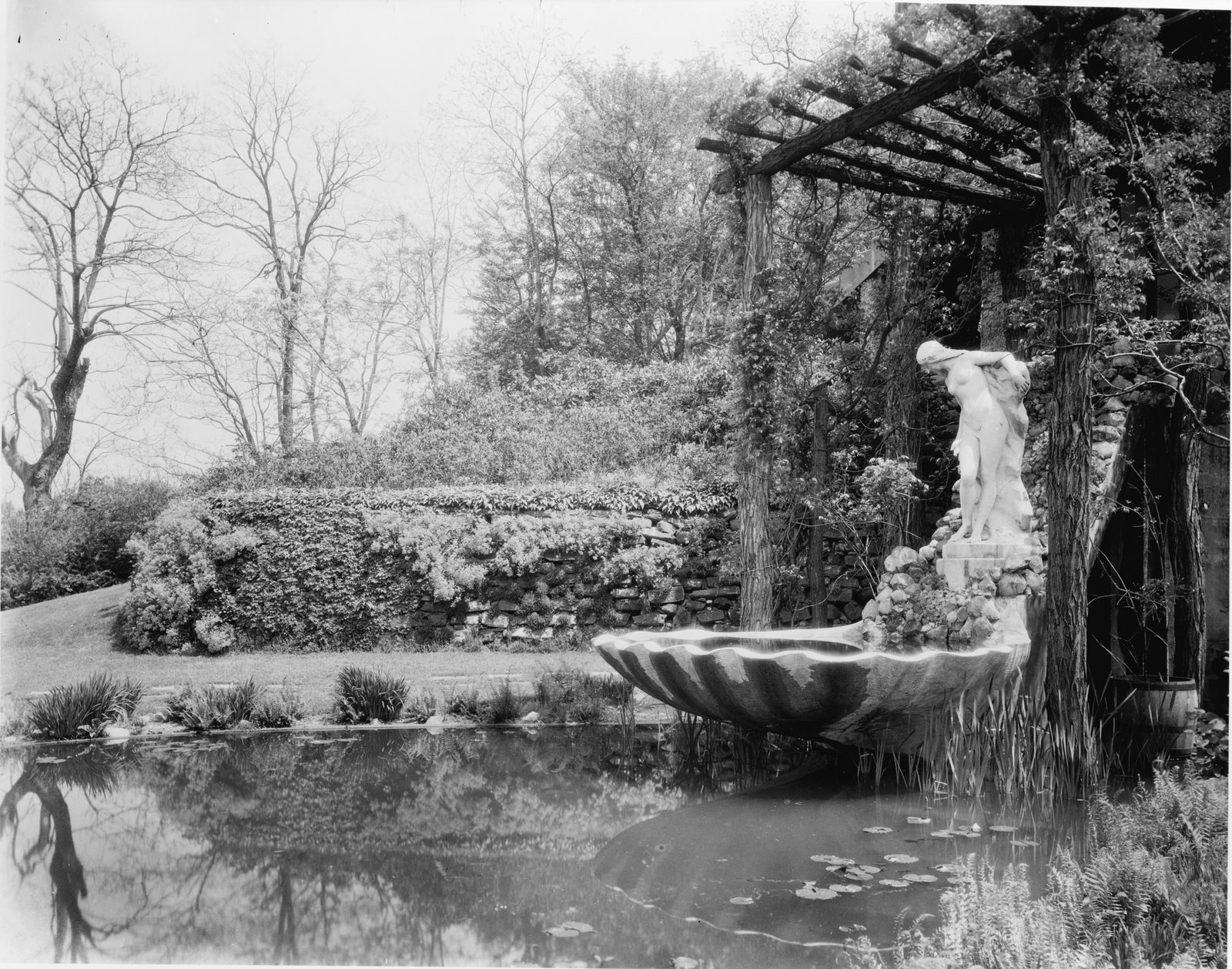 'The Spring' Fountain.jpg