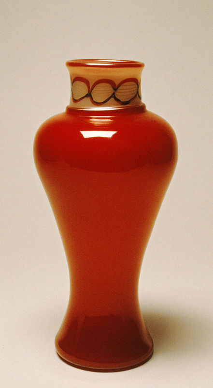 Tiffany_Studios_-_Vase_-_Walters_47665а.jpg
