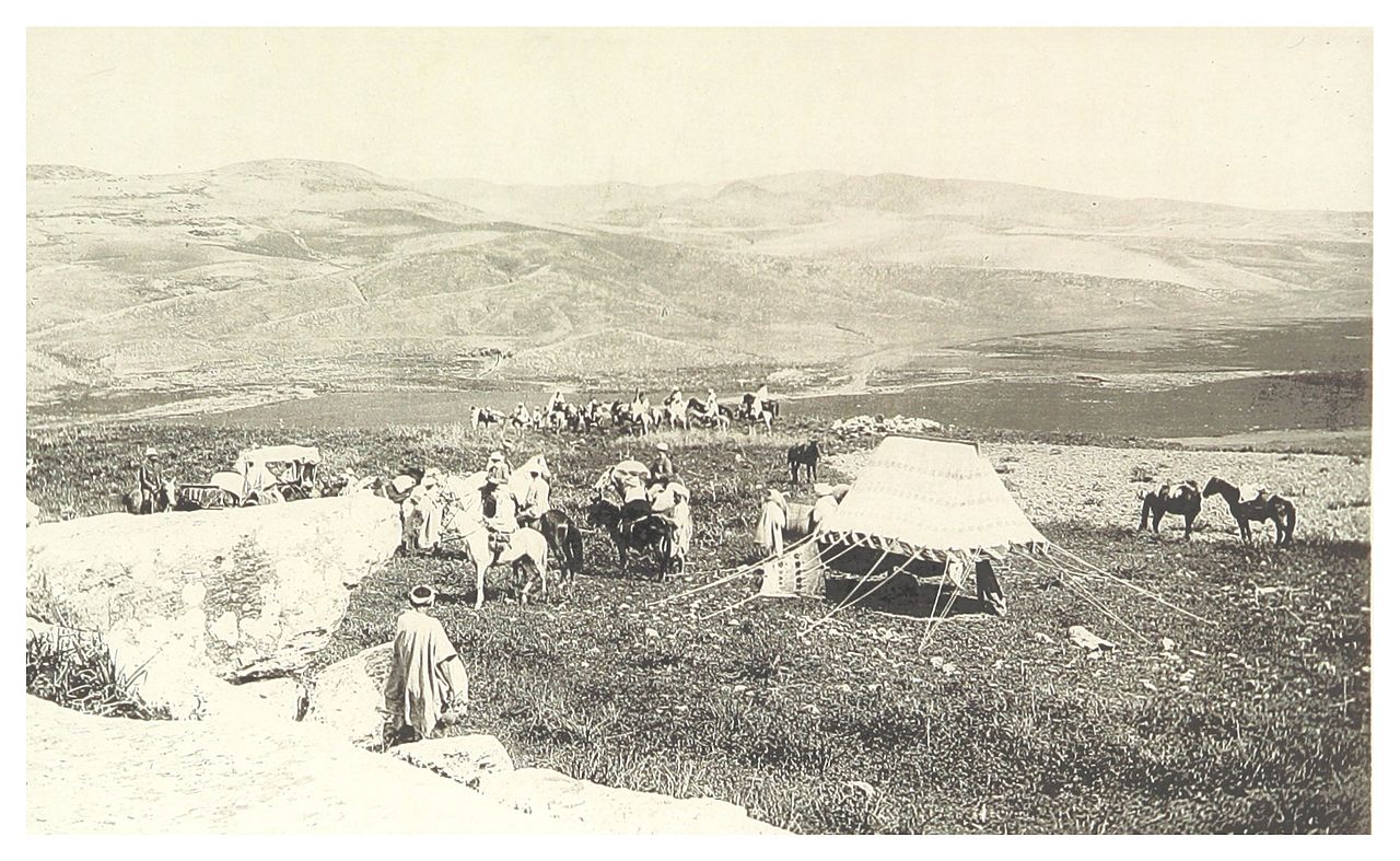 TROTTER(1881)_p117_A_MIDDAY_HALT_ON_THE_ROAD_TO_FEZ.jpg