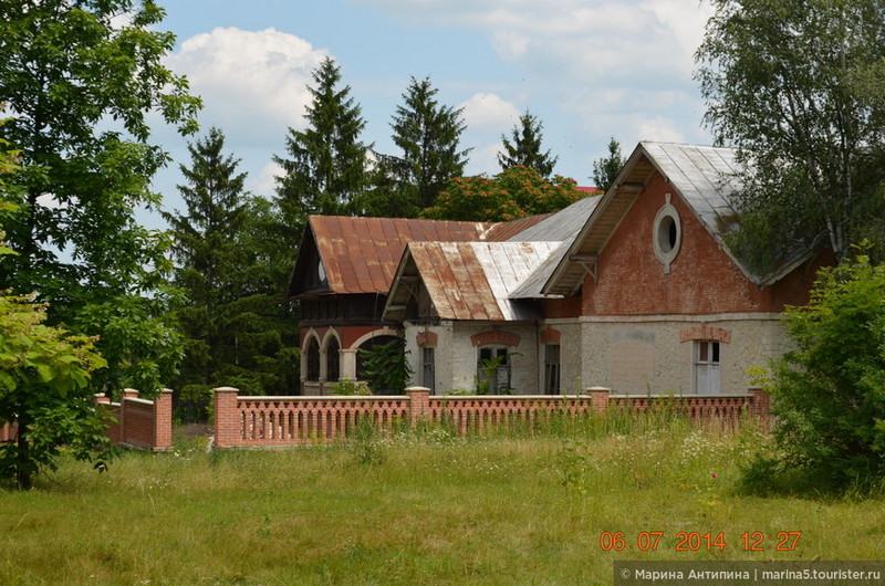 v-sovetskoe-vremya-v-etikh-zdaniyakh-byl-restoran.jpg