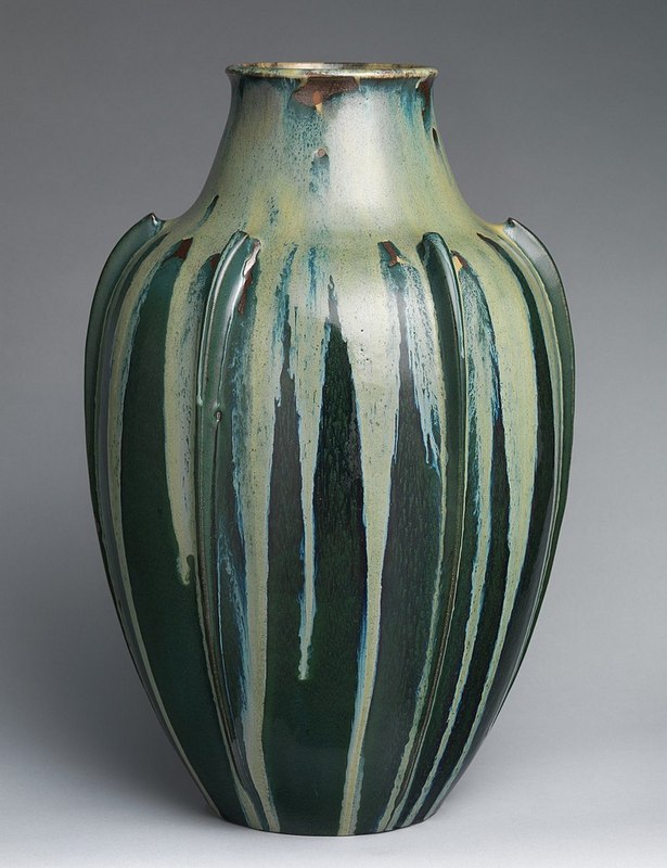 Vase_MET_DP332478_(cropped)п.jpg
