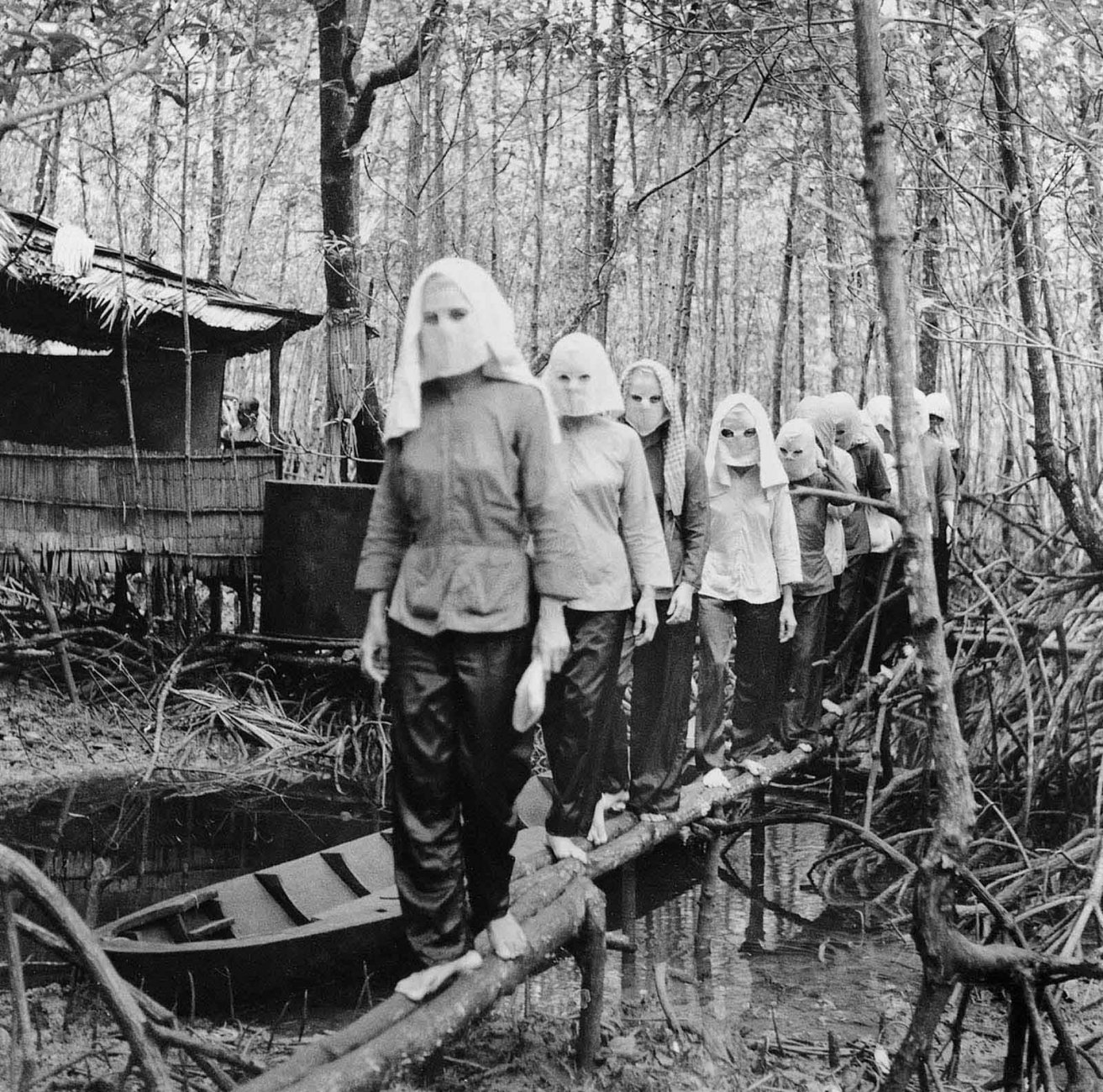 vietnam-war-images-from-vietnamese-photographers (1).jpg