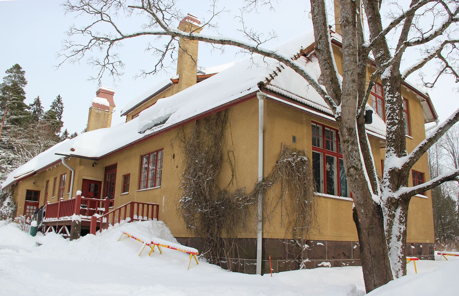 Villa_Elfvik_-_talvella.JPG