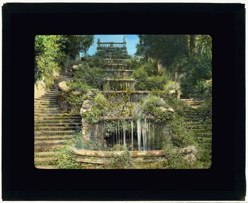 Villa_Torlonia,_Frascati,_Lazio,_Italy._Stairs_.jpg