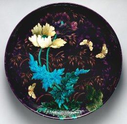 1870лашанель 70 800px-Charger_with_flowers_and_butterflies_MET_DP-1725-010_(cropped).jpg