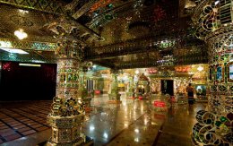 Glass-Temple-Malaysia-2.jpg