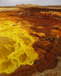 800px-Dallol-Ethiopie_(16)[1].jpg